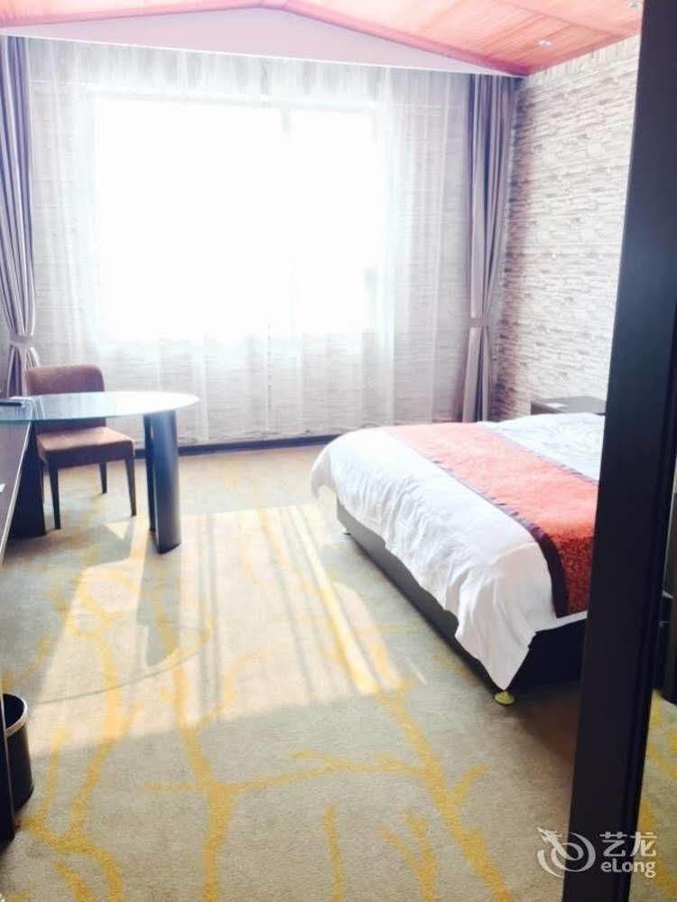 Qingdao Hengxing Hotel Екстер'єр фото