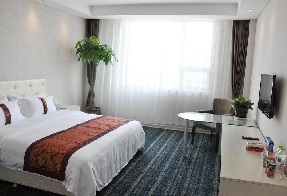 Qingdao Hengxing Hotel Екстер'єр фото