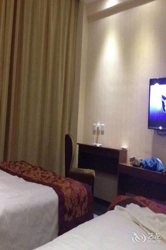 Qingdao Hengxing Hotel Екстер'єр фото